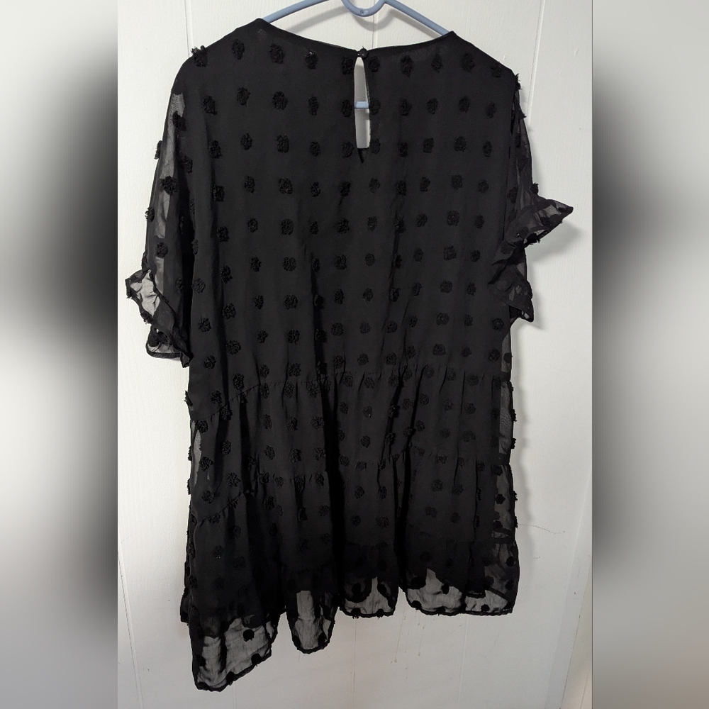 Plus Size Chiffon Top With Tank - Picture 2 of 4